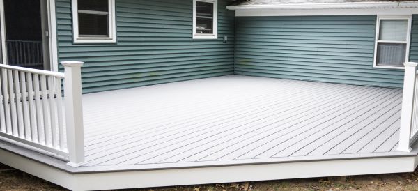 Cost of Vinyl Decking Installation in Niles
